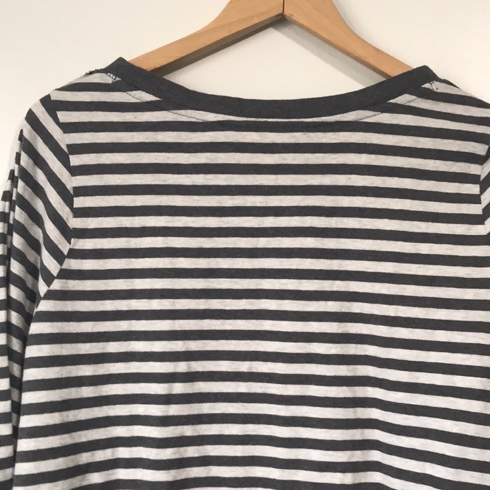 Soft Surroundings Tops Lilo Tunic Charcoal Grey Stripe shirt size Medium - Picture 8 of 13